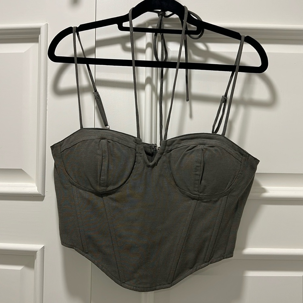 Bustier top with straps